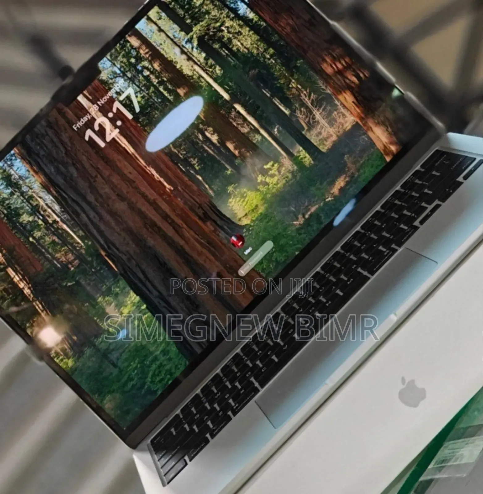 New Laptop Apple MacBook Air 2025 M4 13-Inch 16GB Apple M4 SSD 256GB