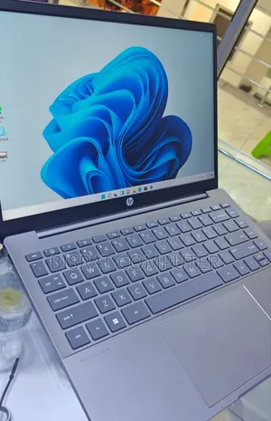 Photo - New Laptop HP Pavilion 15 16GB Intel Core I5 SSD 512GB