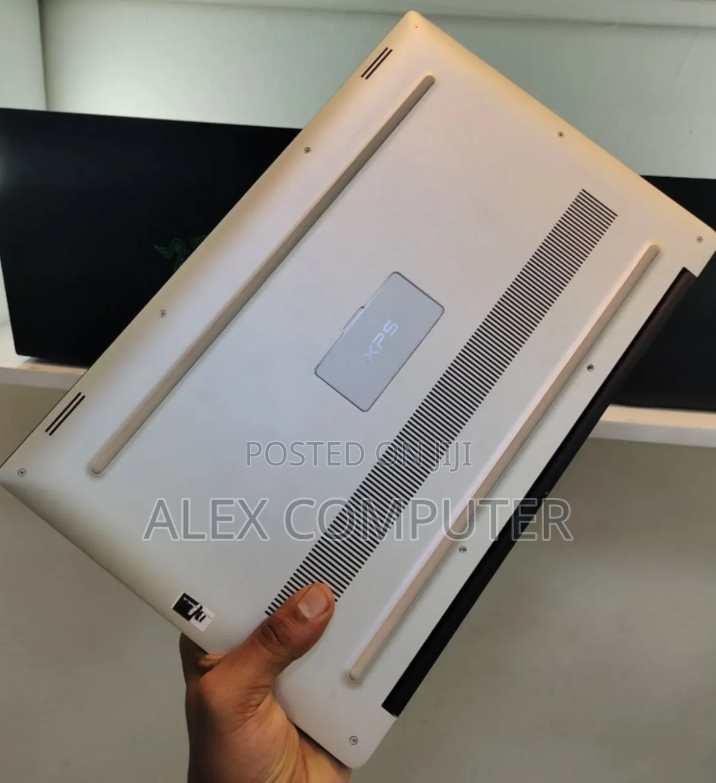 New Laptop Dell XPS 15 16GB Intel Core I7 SSD 512GB