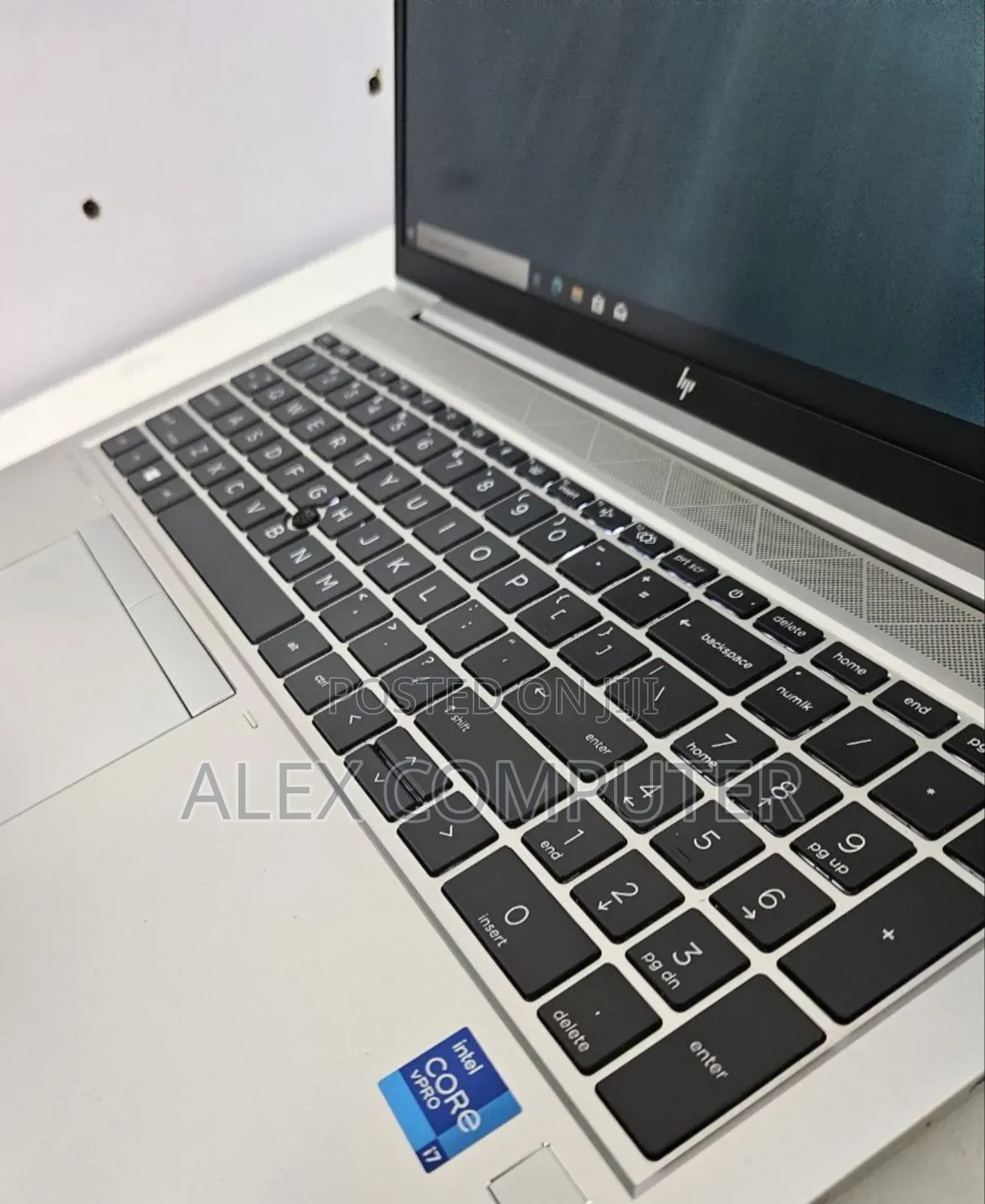 New Laptop HP EliteBook 840 G8 16GB Intel Core I7 SSD 512GB