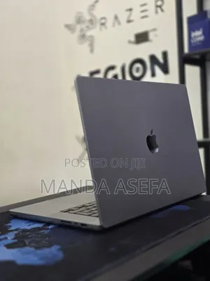 New Laptop Apple MacBook Pro M1 16GB Apple M1 Pro SSD 1T