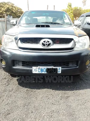 Toyota Hilux 2.5 D-4D Extra Cab 2008 Gray