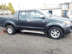 Toyota Hilux 2.5 D-4D Extra Cab 2008 Gray