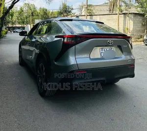 New Toyota bZ4X 71.4 kWh AWD 2023 Silver