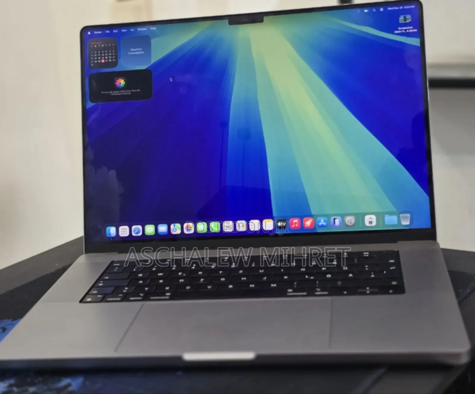 New Laptop Apple MacBook Pro M1 16GB Apple M1 Pro SSD 1T