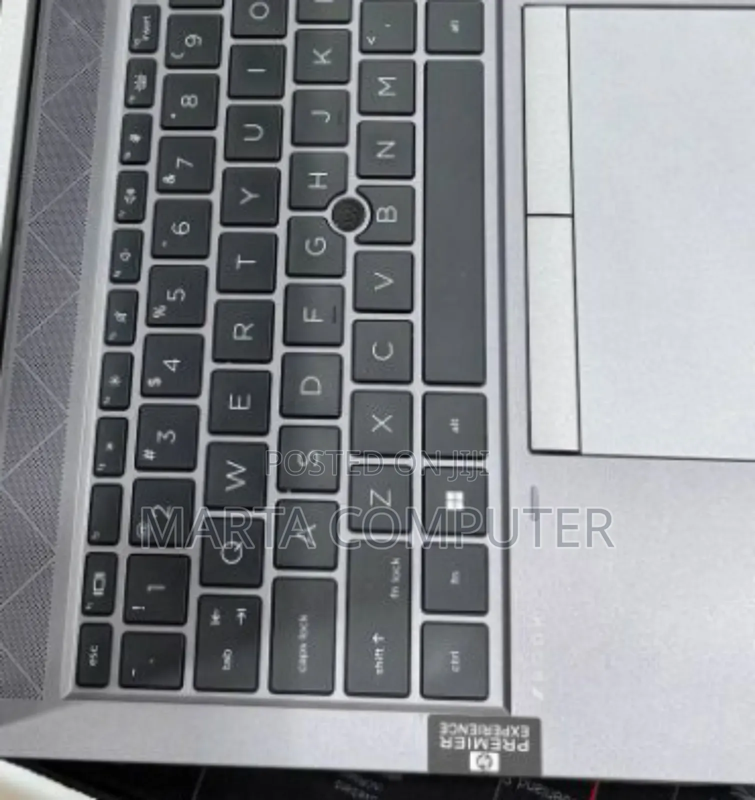 New Laptop HP ZBook Firefly G8 16GB Intel Core I7 SSD 512GB