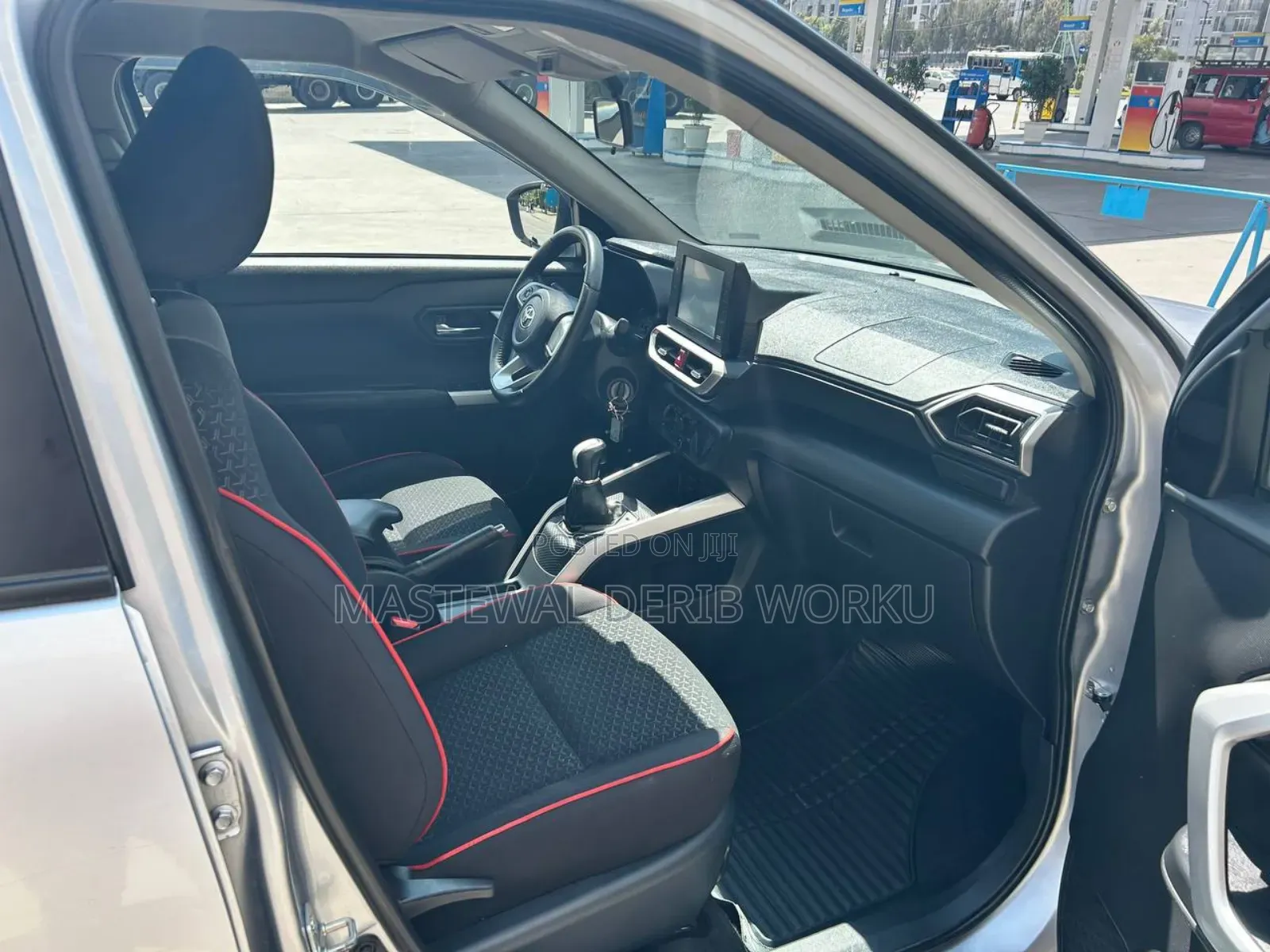 Toyota Raize 1.2 FWD 2022 Silver