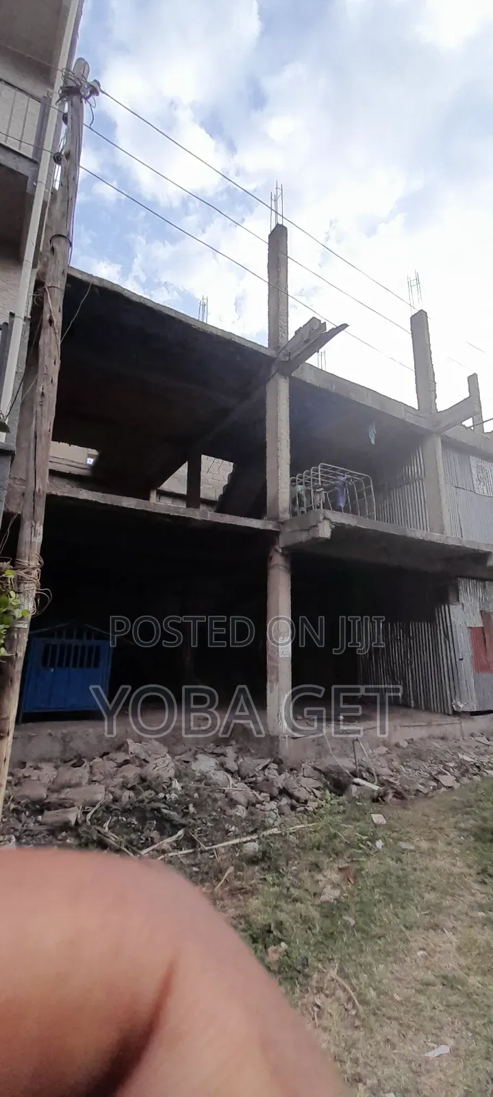 5bdrm House in Akaky Kaliti for sale