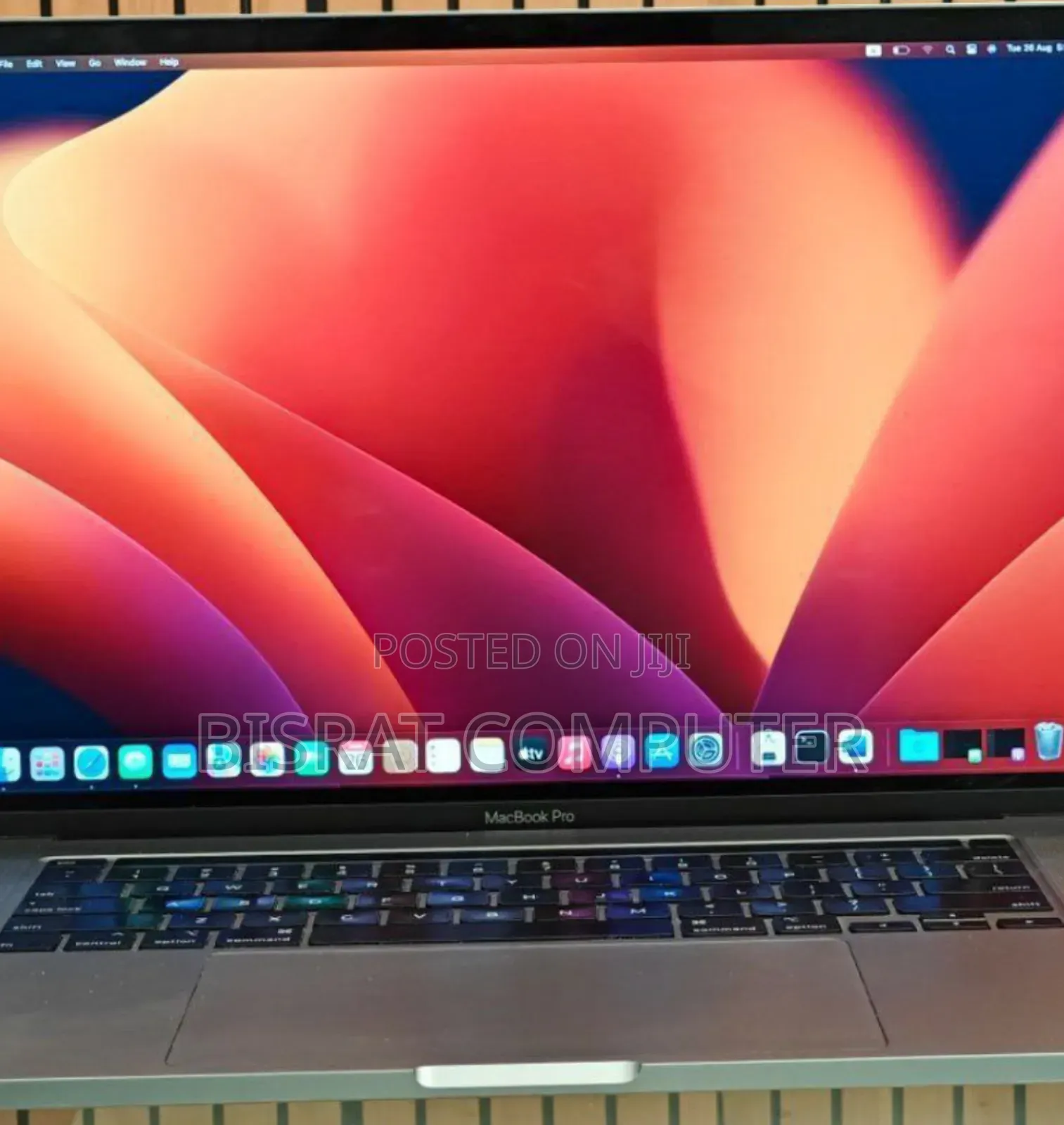 New Laptop Apple MacBook Pro 2019 16GB Intel Core I7 SSD 512GB