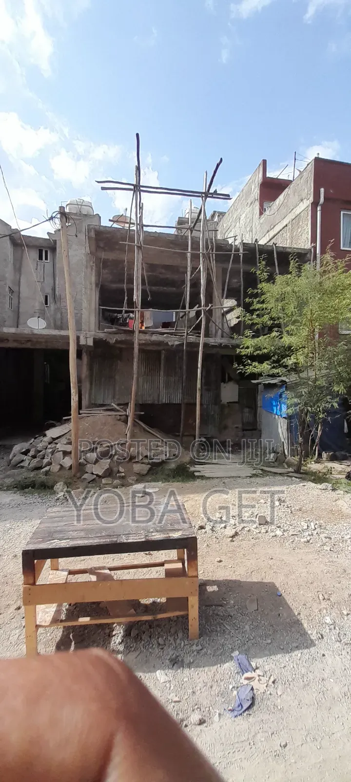 6bdrm House in Akaky Kaliti for sale