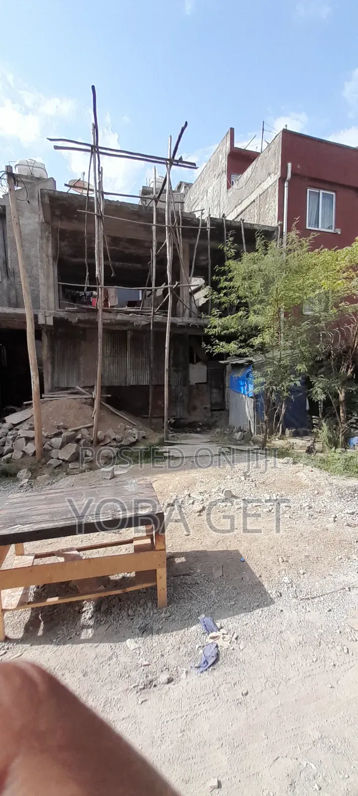 6bdrm House in Akaky Kaliti for sale