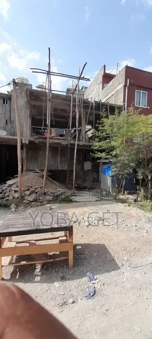 6bdrm House in Akaky Kaliti for sale