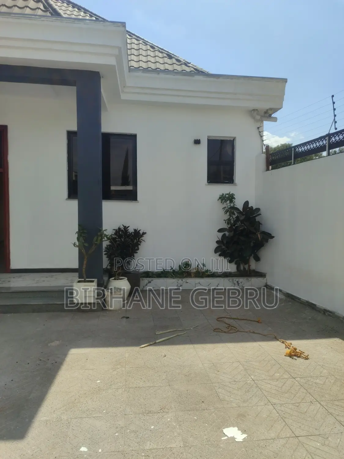 4bdrm Villa in Villa House, Bole for rent