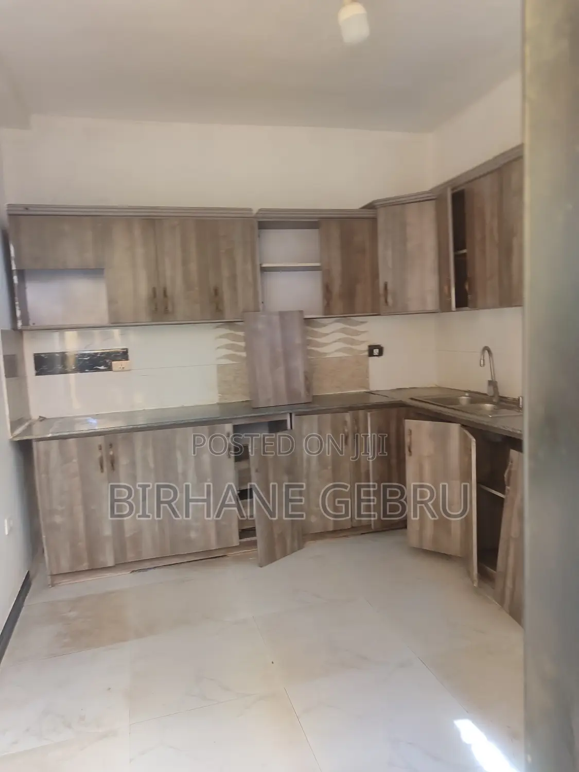 4bdrm Villa in Villa House, Bole for rent