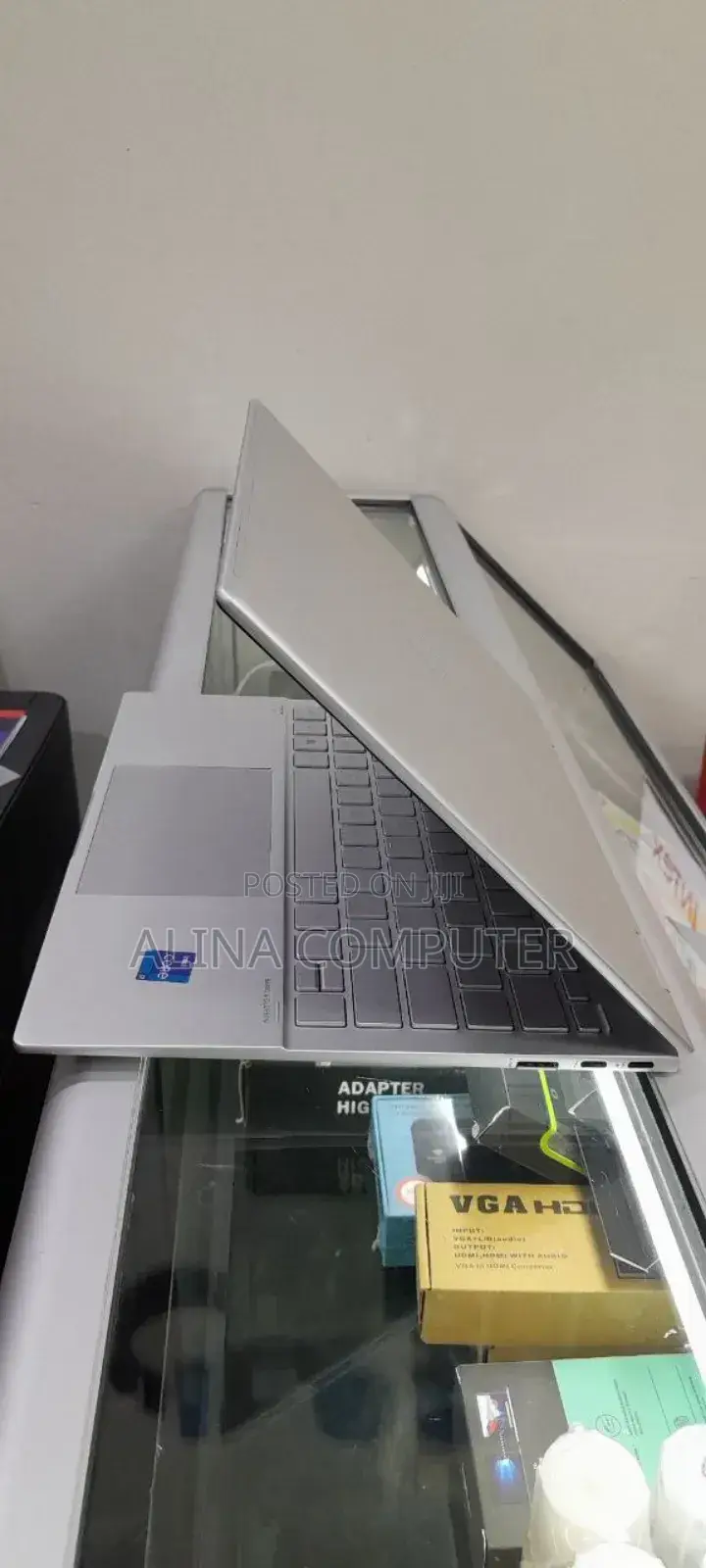 New Laptop HP Envy X360 8GB Intel Core I7 SSD 512GB