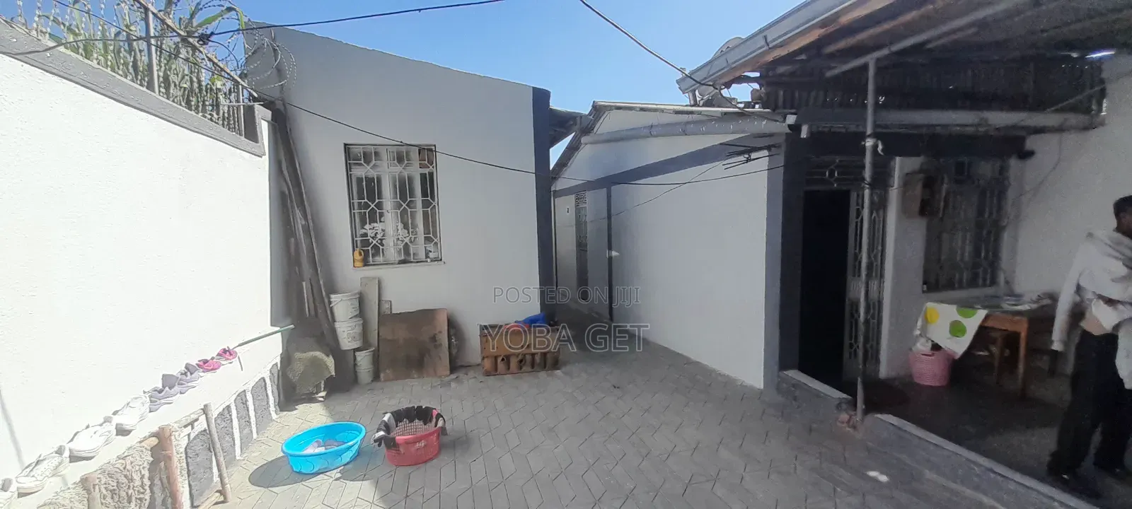 Furnished 5bdrm House in Akaky Kaliti for sale