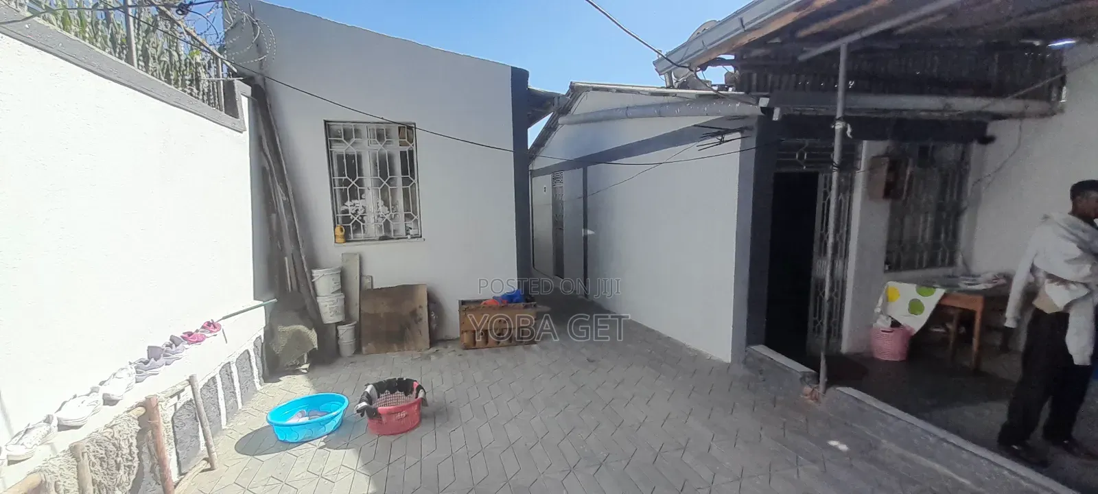 Furnished 5bdrm House in Akaky Kaliti for sale