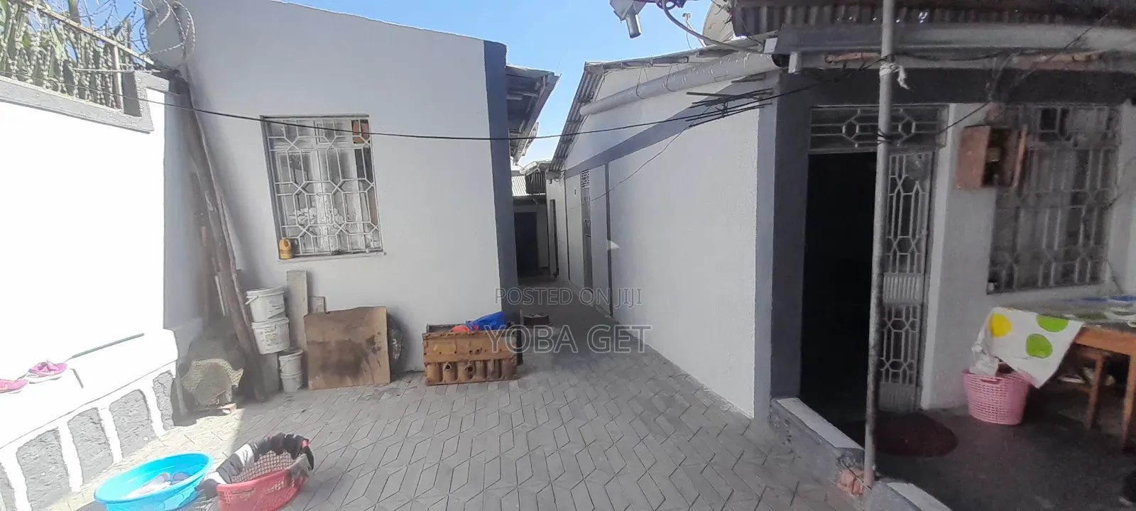 Furnished 5bdrm House in Akaky Kaliti for sale