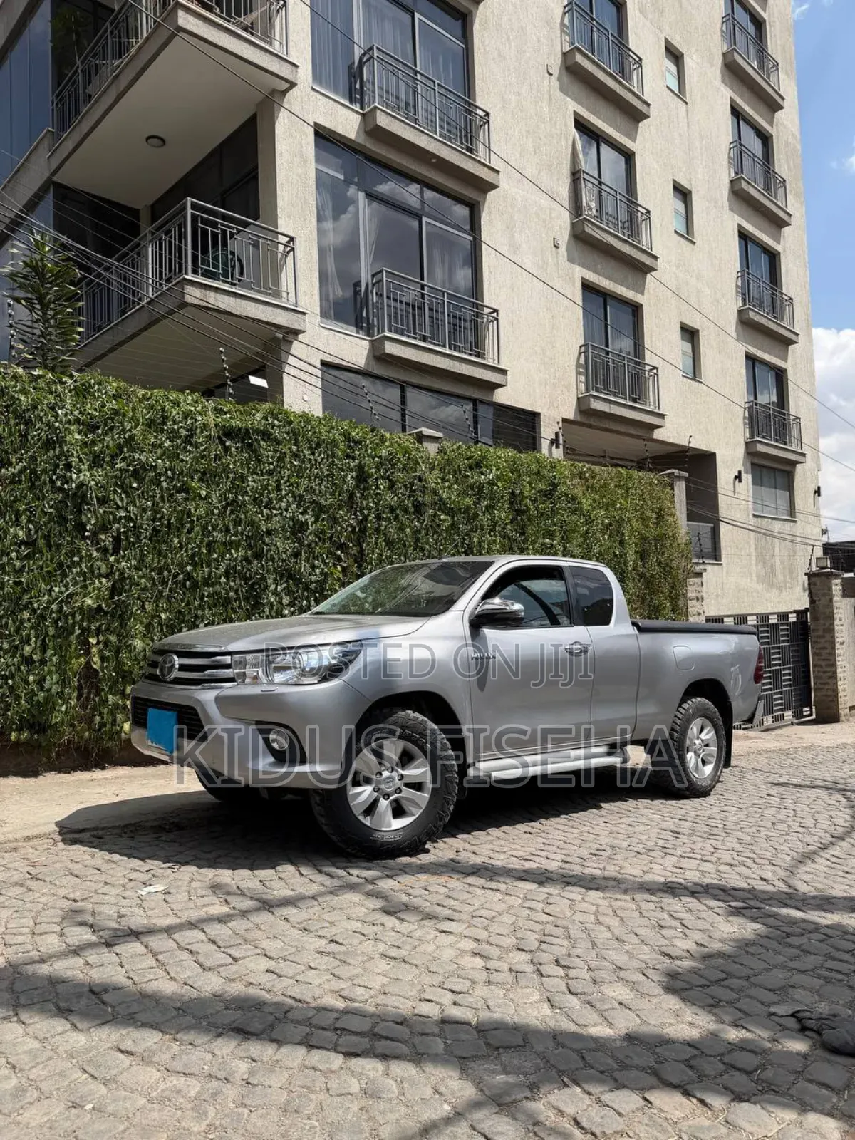 Toyota Hilux 2019 Silver