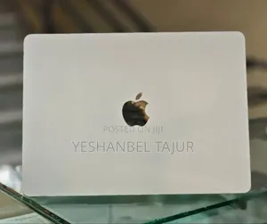 New Laptop Apple MacBook Air 2025 M4 13-Inch 16GB Apple M4 SSD 256GB