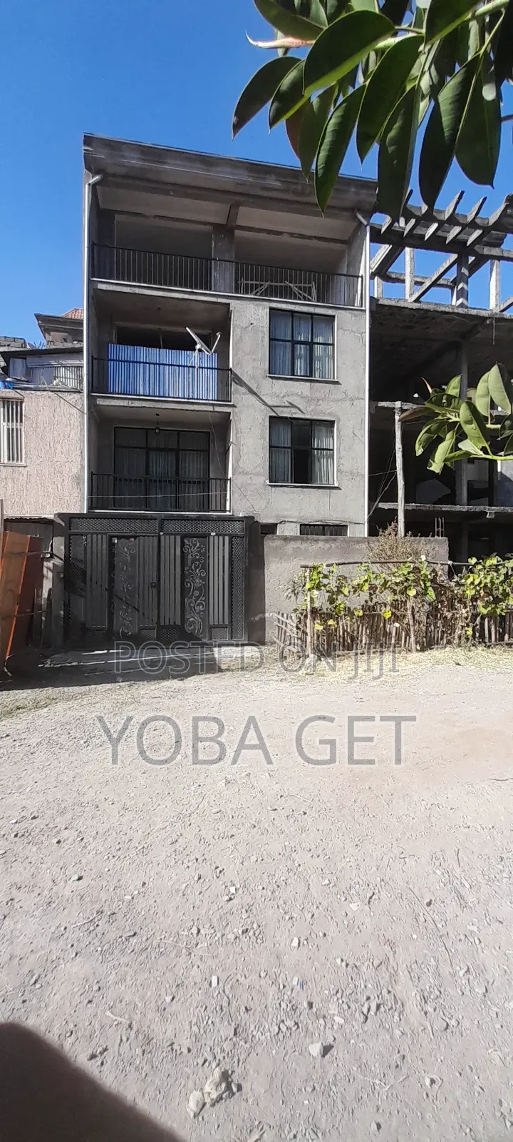 6bdrm House in Yoba, Akaky Kaliti for sale