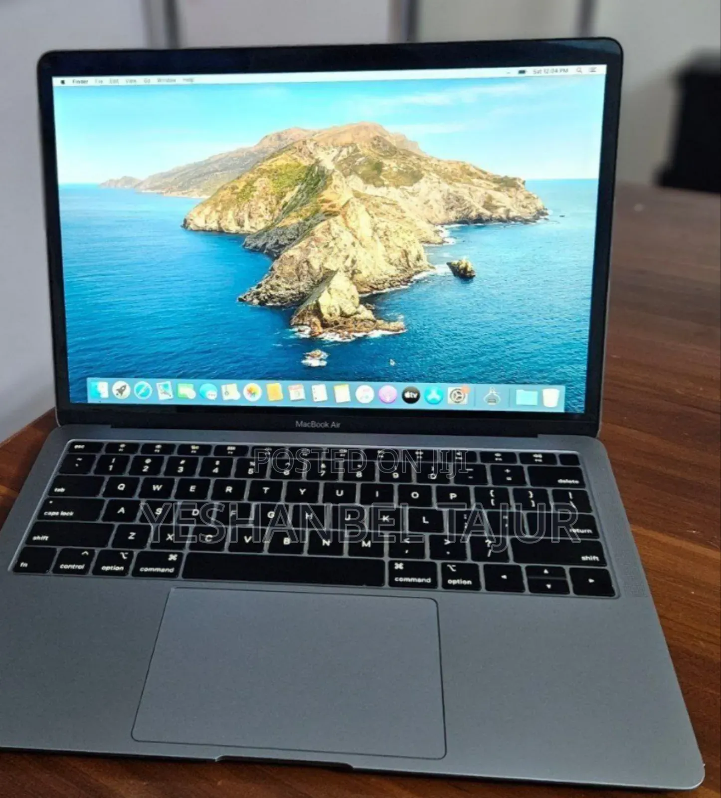 New Laptop Apple MacBook Pro 2019 8GB Intel Core I5 SSD 128GB
