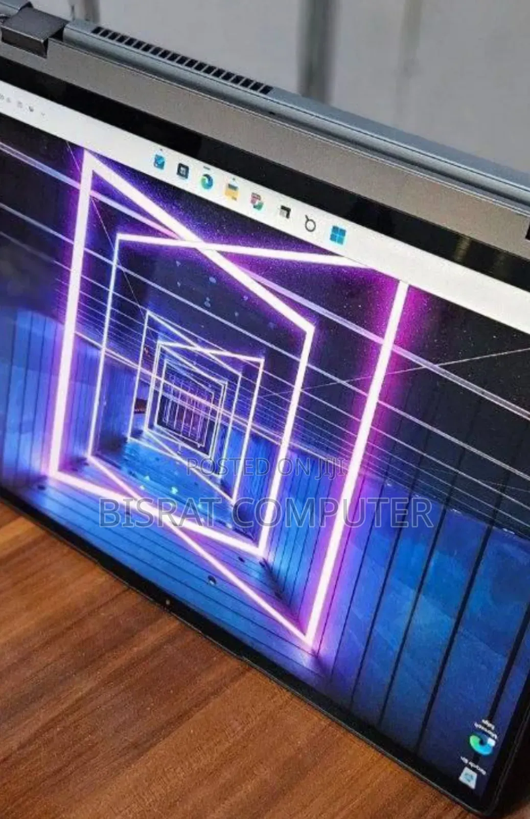 New Laptop Lenovo Yoga 7i 16GB Intel Core I7 SSD 512GB