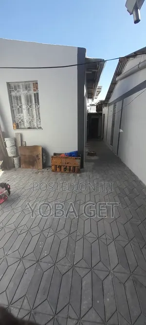 Furnished 6bdrm House in Yoba, Akaky Kaliti for sale