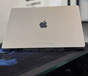 New Laptop Apple MacBook Pro M1 16GB Apple M1 Pro SSD 1T