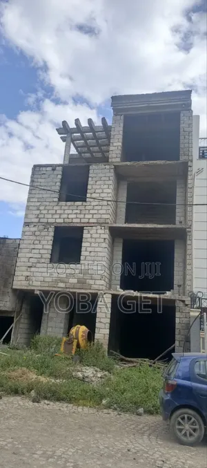 Photo - 6bdrm House in Akaky Kaliti for rent