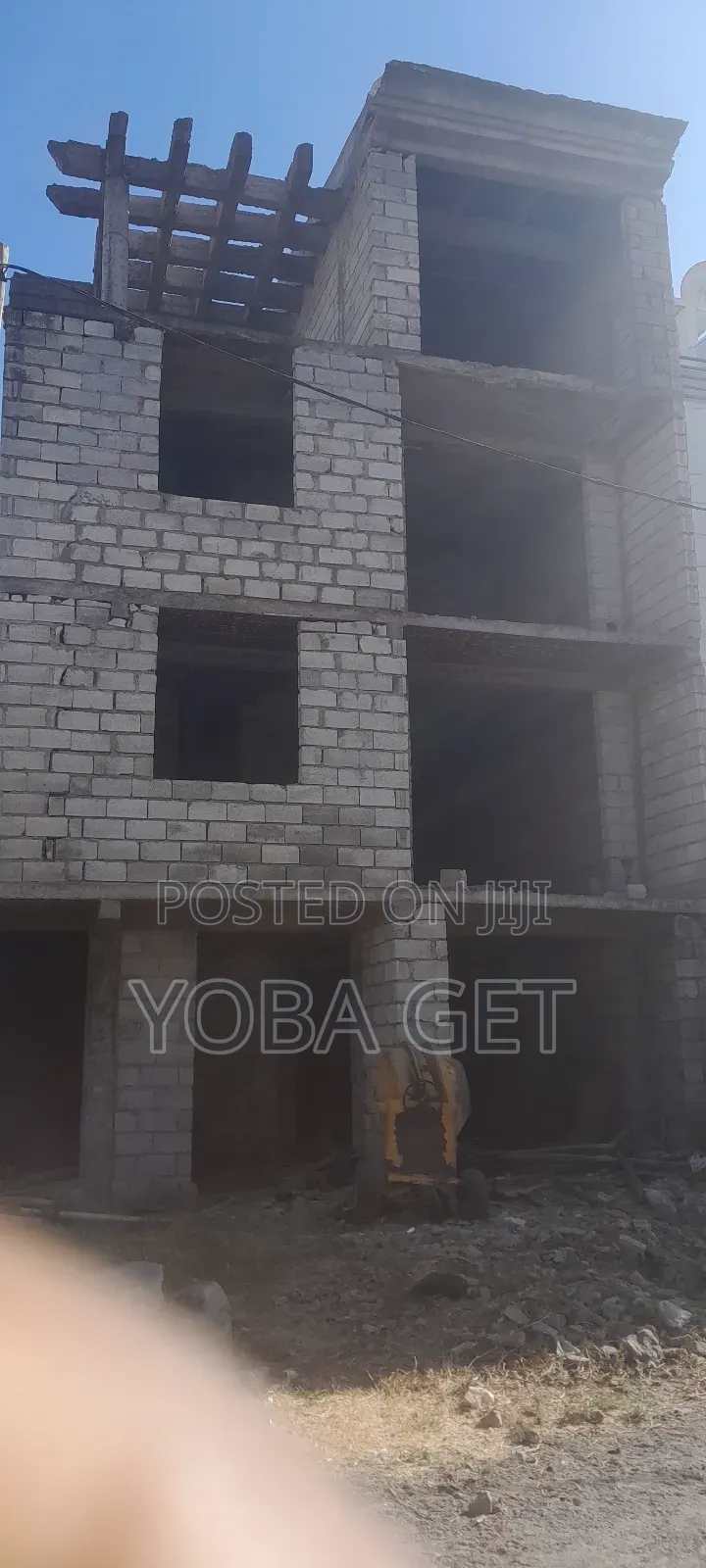 6bdrm House in Akaky Kaliti for rent