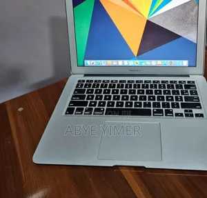 New Laptop Apple MacBook Air 2015 8GB Intel Core I5 SSD 256GB