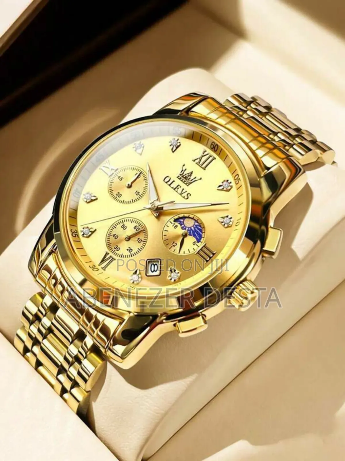 Olevs Men's Chronograph Watch With a Gold Stainless Steel Band