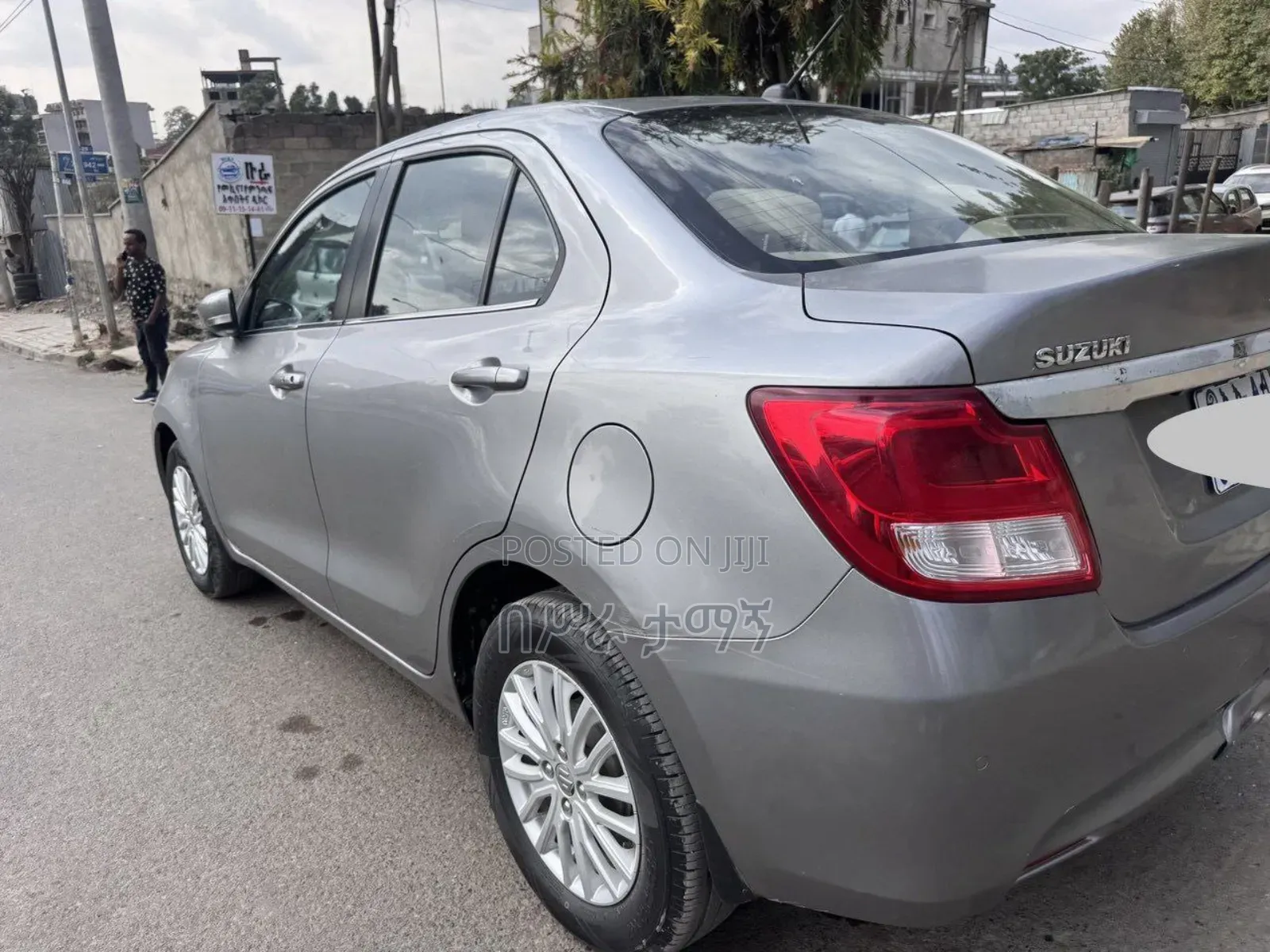 Suzuki Dzire 2023 Silver