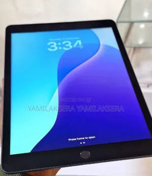 New Apple iPad (2022) 32 GB Silver