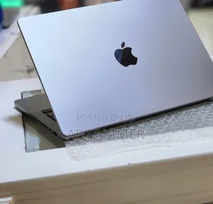 New Laptop Apple MacBook Pro M1 16GB Apple M1 Pro SSD 512GB