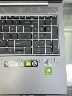 New Laptop HP ZBook Firefly 15 G7 16GB Intel Core I7 SSD 512GB