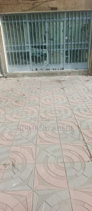 Furnished 1bdrm Condo in ጀሞ, Nifas Silk-Lafto for sale