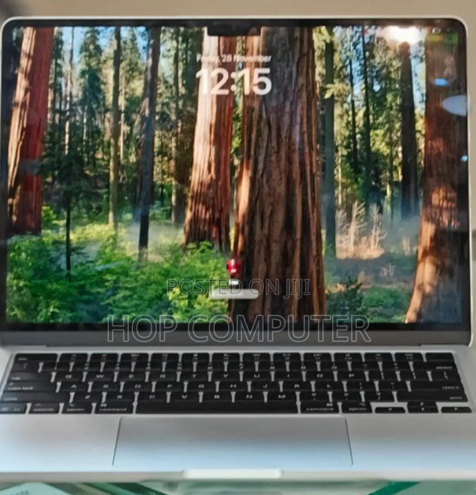 New Laptop Apple MacBook Air 2025 M4 13-Inch 16GB Apple M4 SSD 256GB