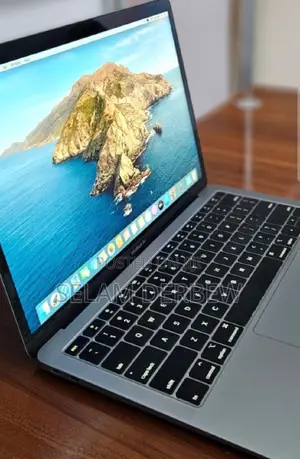 New Laptop Apple MacBook Air 2019 8GB Intel Core I5 SSD 128GB