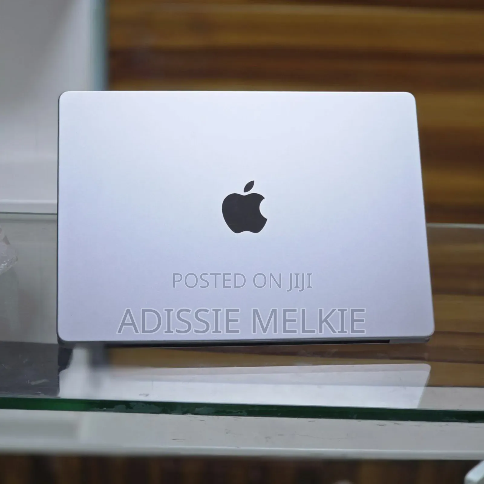 New Laptop Apple MacBook Pro M1 16GB Apple M3 Pro SSD 512GB