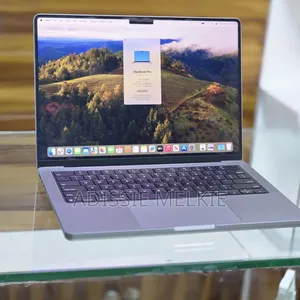 New Laptop Apple MacBook Pro M1 16GB Apple M3 Pro SSD 512GB