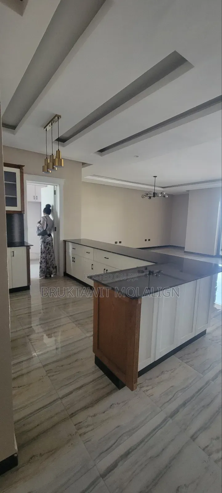 3bdrm Apartment in Ayat, Yeka for sale