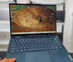 New Laptop Lenovo Yoga 7i 16GB Intel Core Ultra 7 SSD 512GB