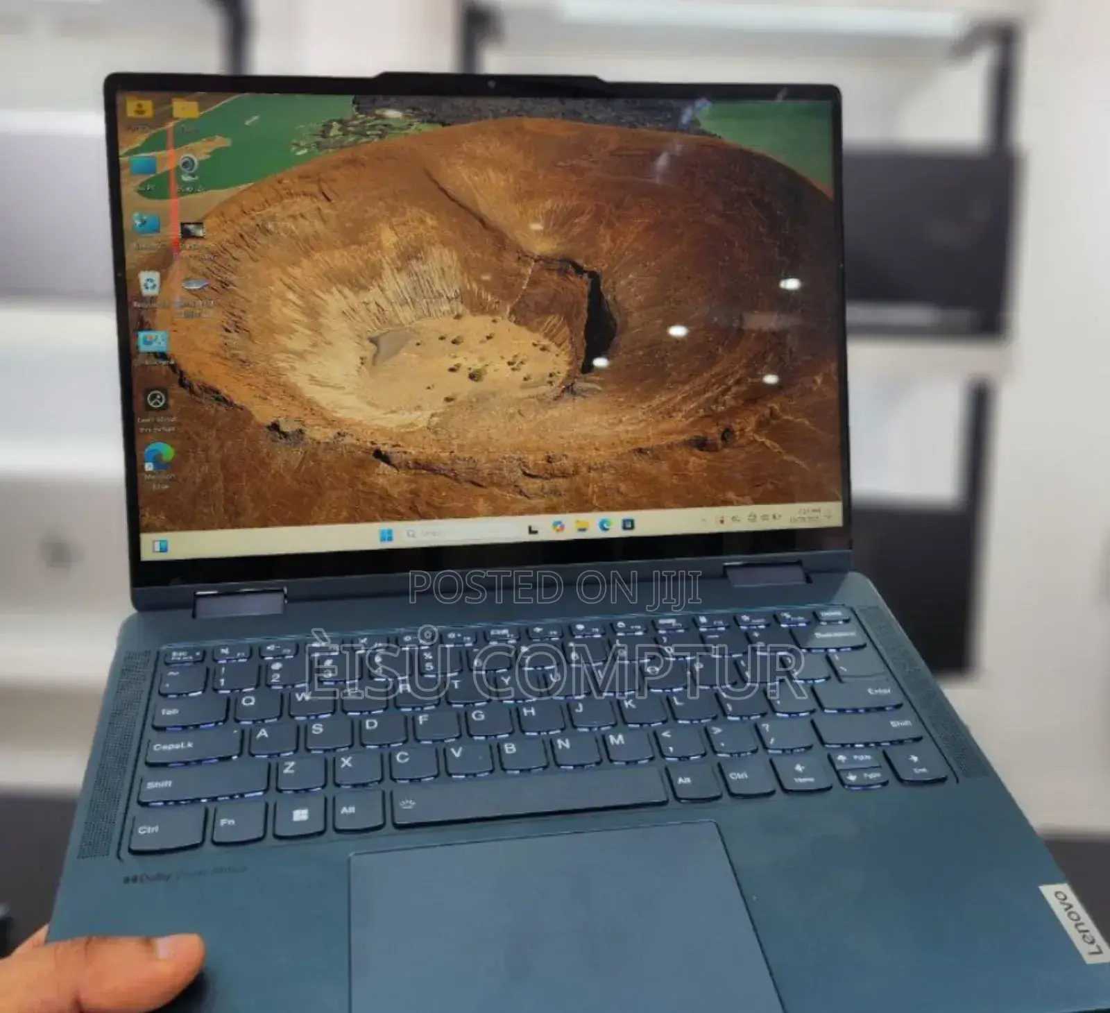 New Laptop Lenovo Yoga 7i 16GB Intel Core Ultra 7 SSD 512GB