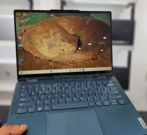 New Laptop Lenovo Yoga 7i 16GB Intel Core Ultra 7 SSD 512GB