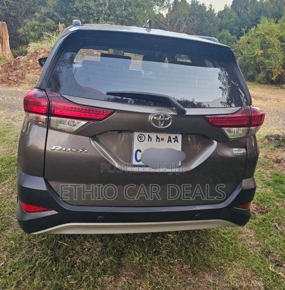 Toyota Rush 2023 Brown