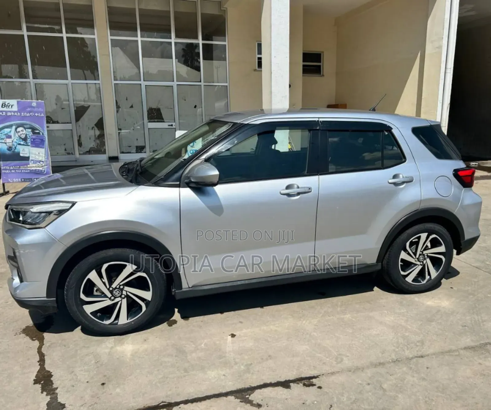 Toyota Raize 1.0 AWD 2022 Silver