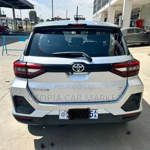 Toyota Raize 1.0 AWD 2022 Silver
