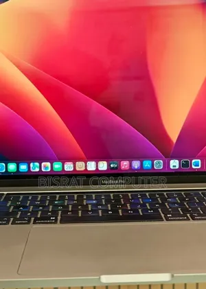 New Laptop Apple MacBook Pro 2019 16GB Intel Core I7 SSD 512GB